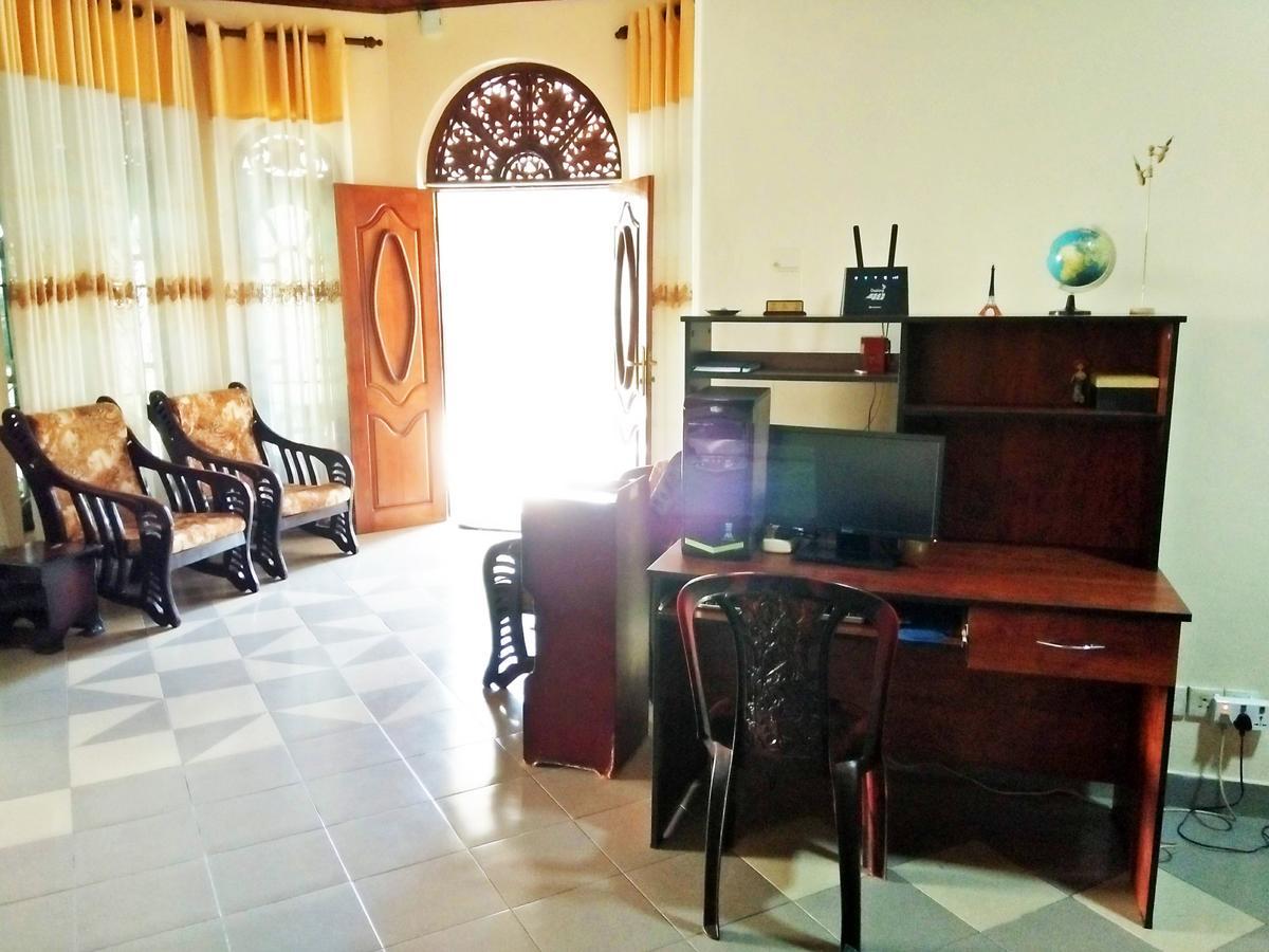 Ruslanka Homestay Ettukala Dış mekan fotoğraf