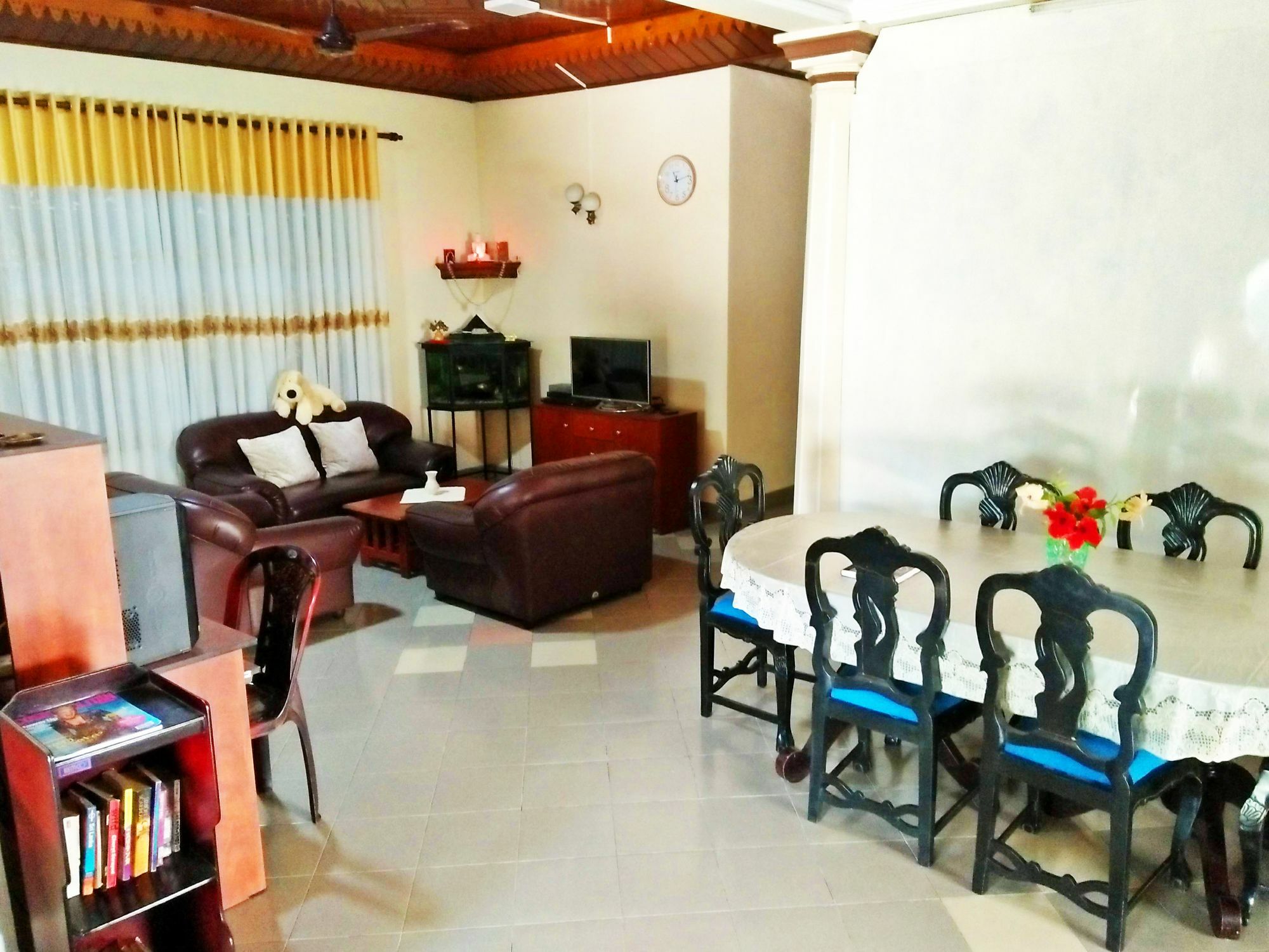 Ruslanka Homestay Ettukala Dış mekan fotoğraf